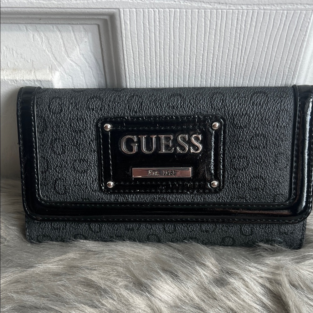 GUESS Charcoal and Black Patterned Wallet - Picture 5 of 10
